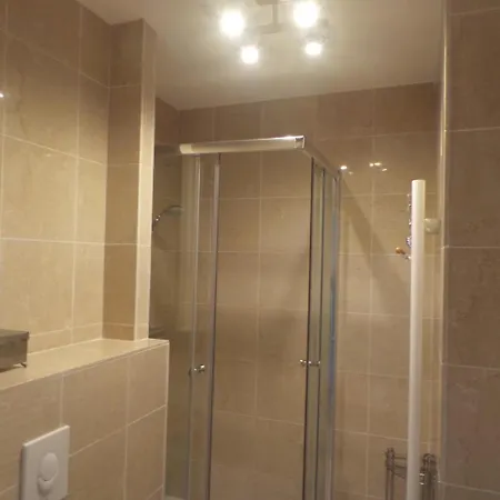 Spacious 3 Bedroom Flat Near City Centre And Beaches * Antibes